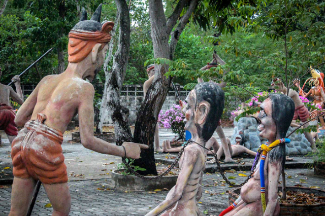 Der Höllengarten Wang Saen Suk — Tambon Saen Suk