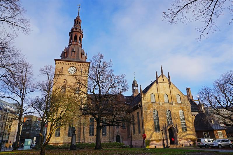 Oslo Cathedral - Karl Johans gate | Secret World Trip Planner