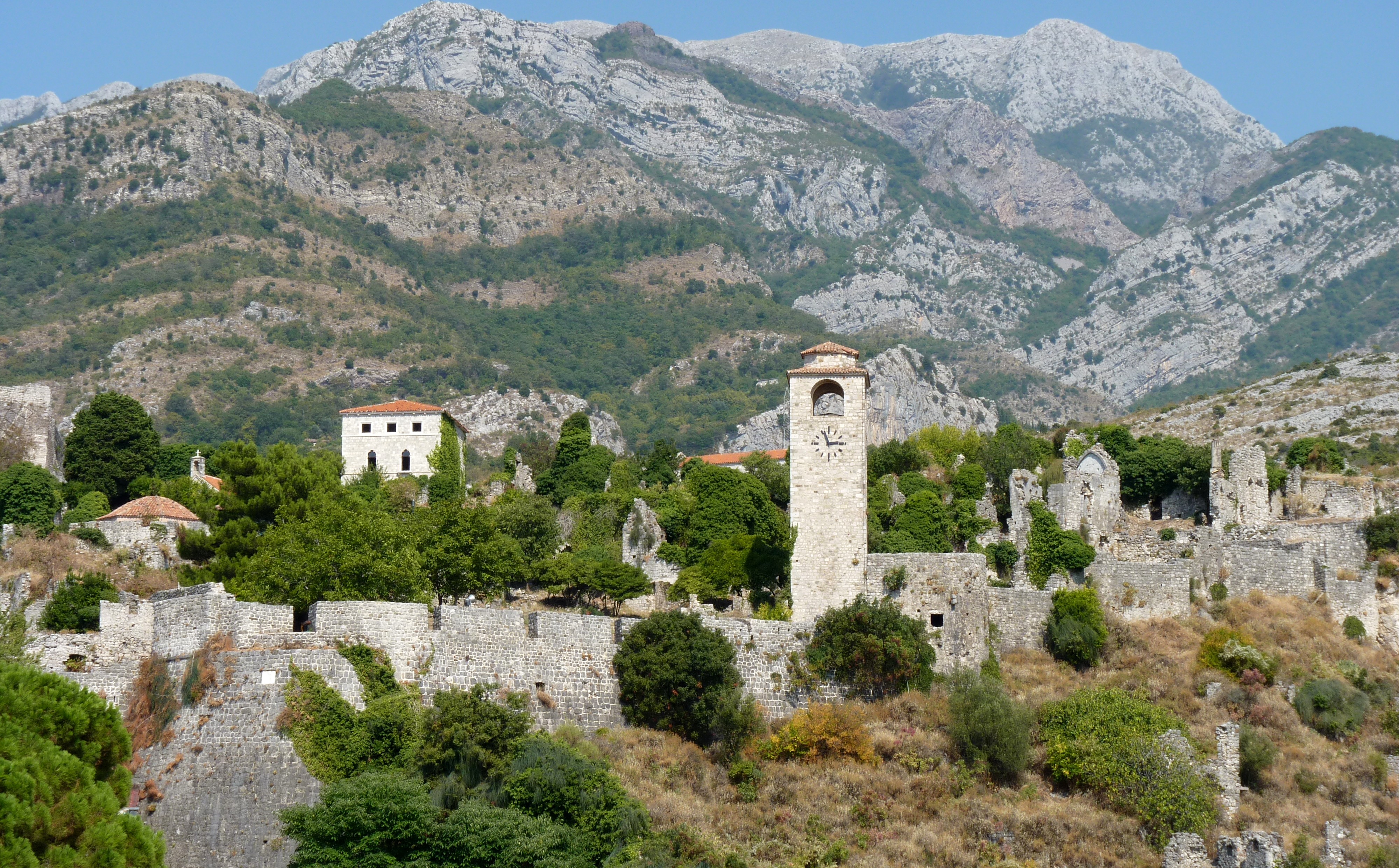 Old town of Stari Bar — Antivari Vecchia