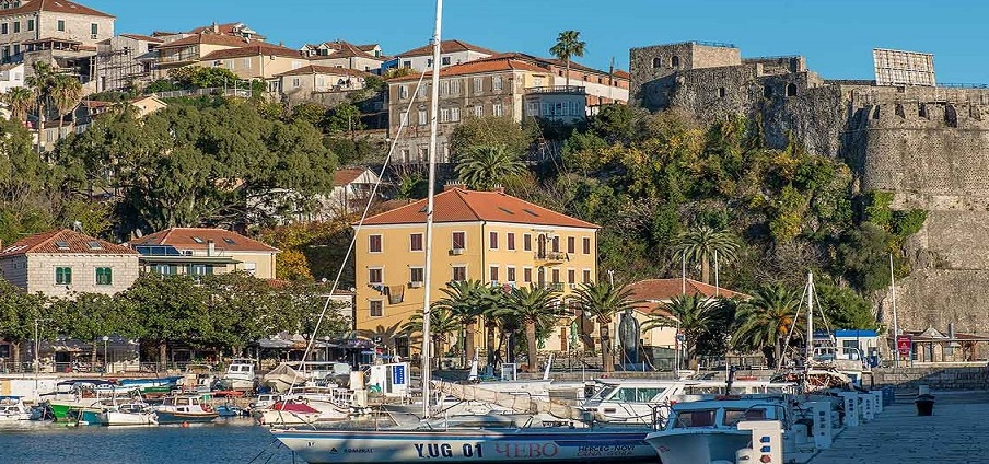 Herceg Novi in Montenegro — Castelnuovo