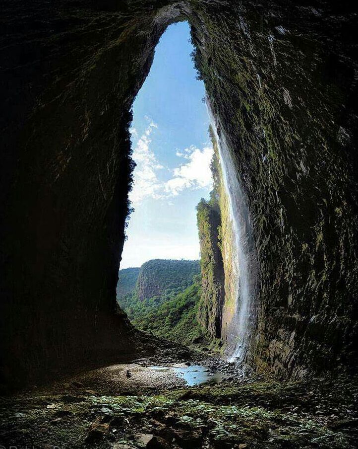 Cave of the Ghost — 8011