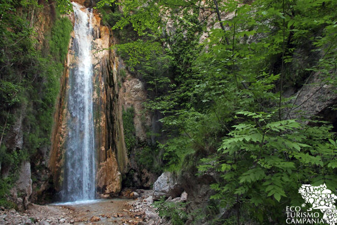 The Acquabianca waterfall in Senerchia and the WWF Oasis - 83050 Senerchia AV | Secret World Trip Planner