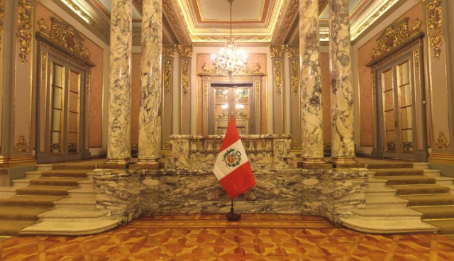 Қасри Эстевес | Осорхонаи Хонаи Ҳукумат - Montevideo | Secret World Trip Planner