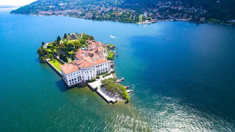 Isola Bella y el Palacio Borromeo - Isola Bella | Secret World Trip Planner