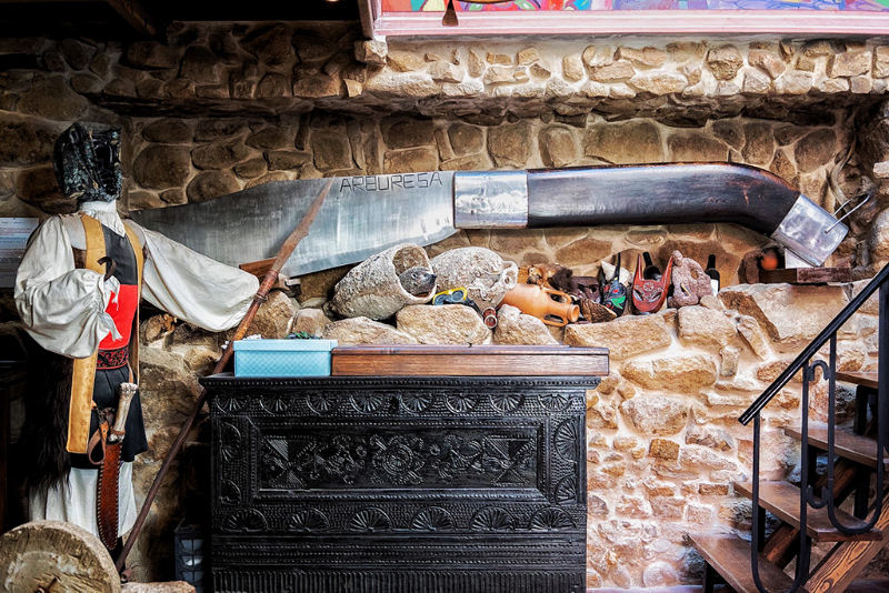 सर्दिनियन चाकू संग्रहालय - Museo del coltello sardo | Secret World Trip Planner