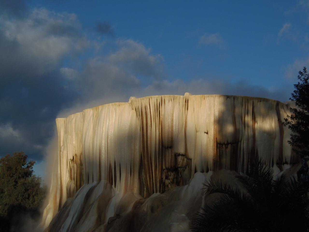 Hammam Meskhoutine, hot springs in Algeria - Hammam Meskoutine | Secret World Trip Planner