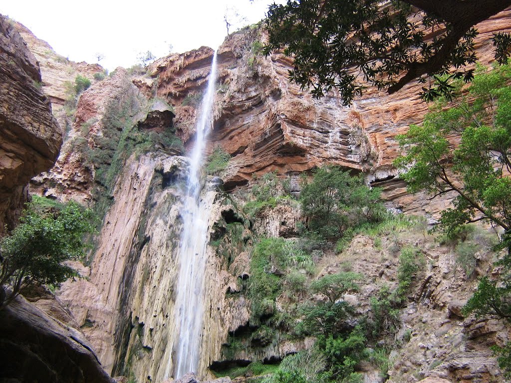 Lamadaya Waterfalls - Cal Madow | Secret World Trip Planner