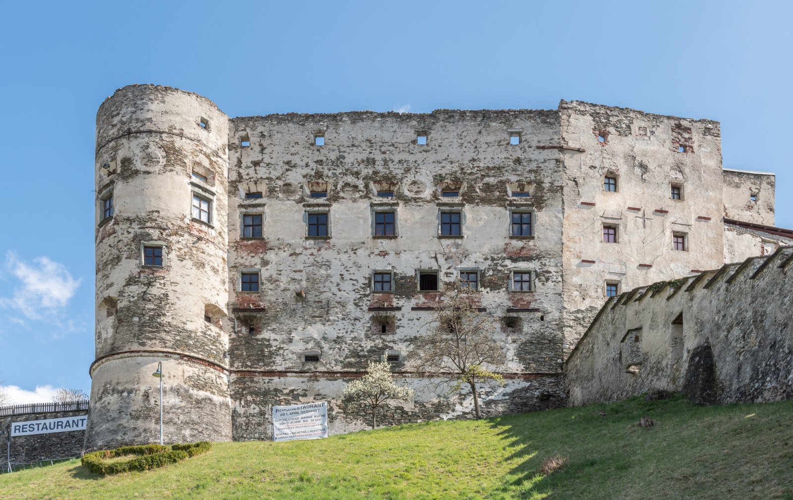 Gmünd Castle - Gmünd in Kärnten | Secret World Trip Planner