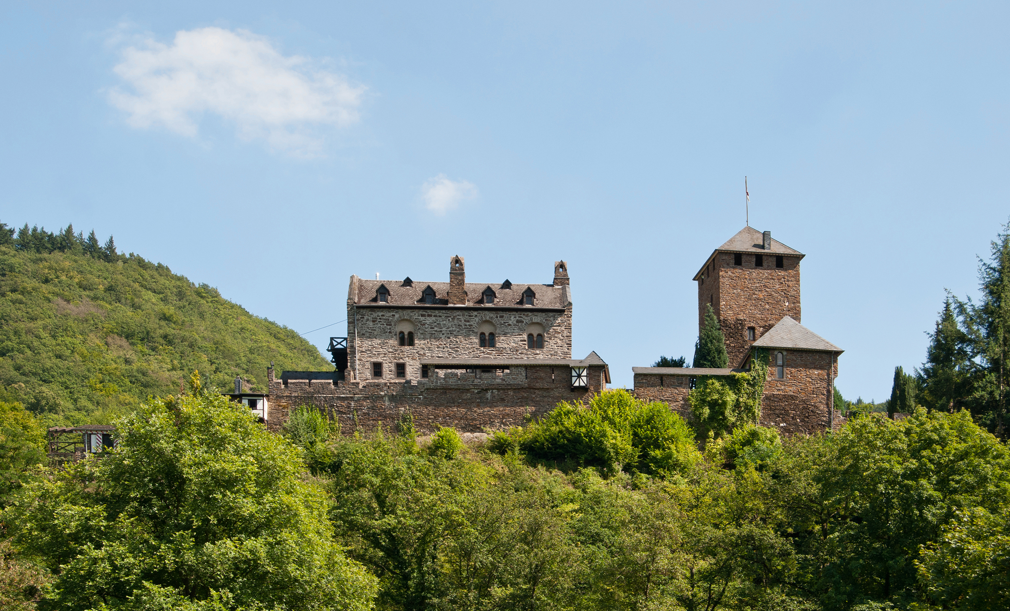 Castle Treis (Treisburg) - Treis-Karden | Secret World Trip Planner