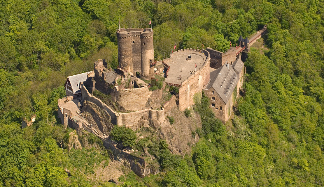 Ehrenburg Castelo no Ehrbach val - Gemeinde Reutte | Secret World Trip Planner