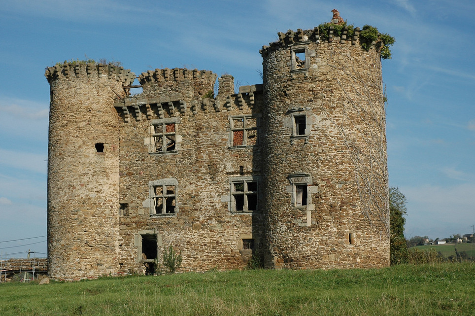 Castello di Pagax - Flagnac | Secret World Trip Planner