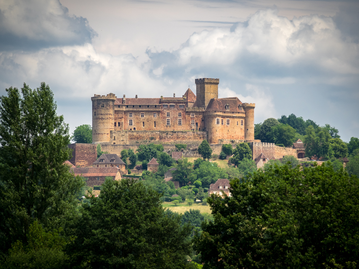 Castello di Castelnou - Francia - Castelnou | Secret World Trip Planner