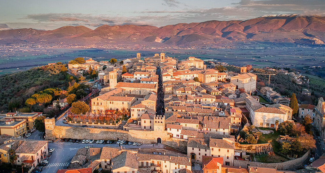 Umbria | Montefalco, unha marabillosa vila italiana - Montefalco | Secret World Trip Planner