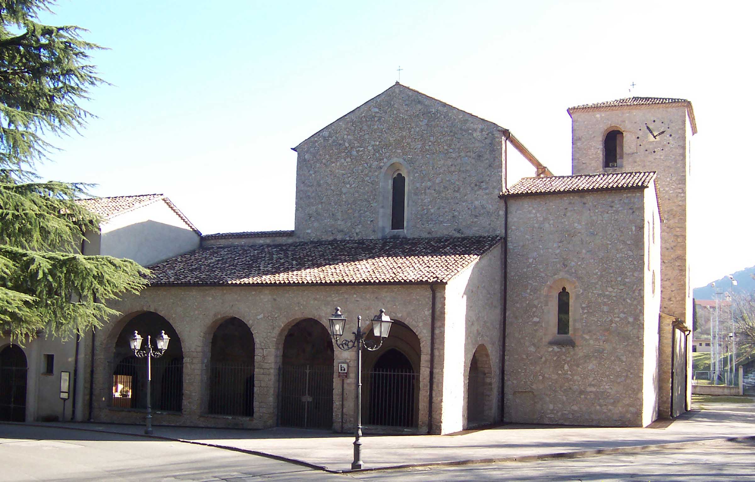 Klosterkomplex von San Bernardino — Morano Calabro