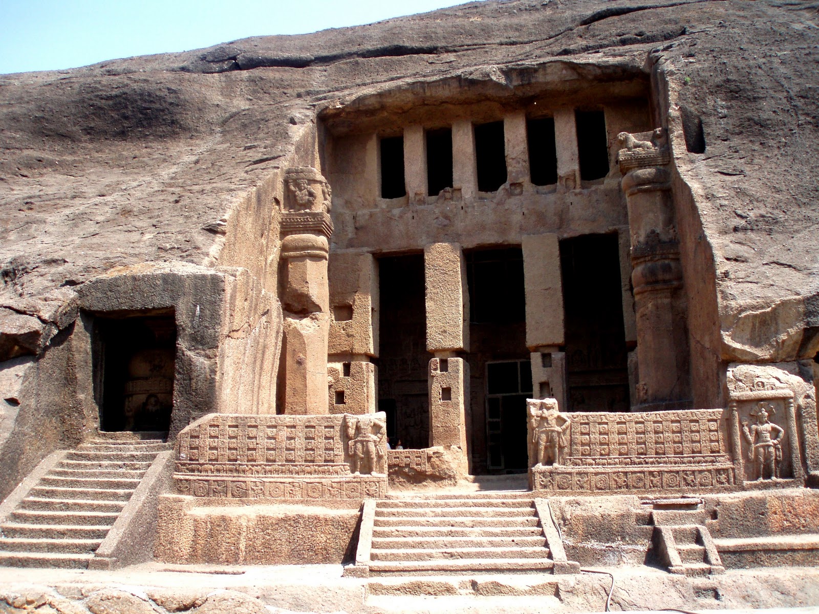 Mumbai | Shpellat Mahakali ( Shpellat Kondivite ) - Mumbai | Secret World Trip Planner