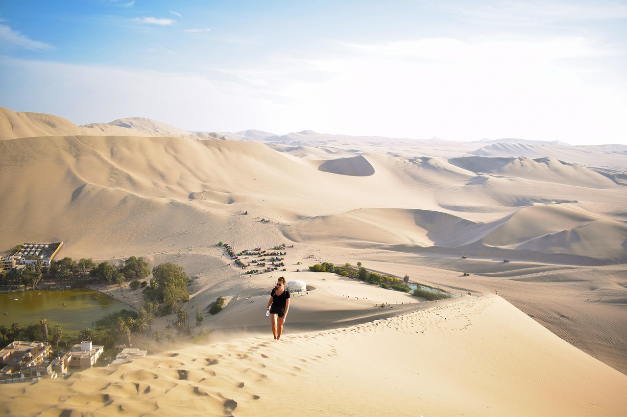 Perú: Huacachina es un verdadero oasis en el desierto. - Huacachina | Secret World Trip Planner