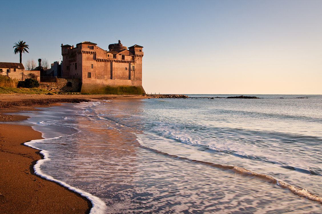 Dvorac Santa North - Santa Severa | Secret World Trip Planner