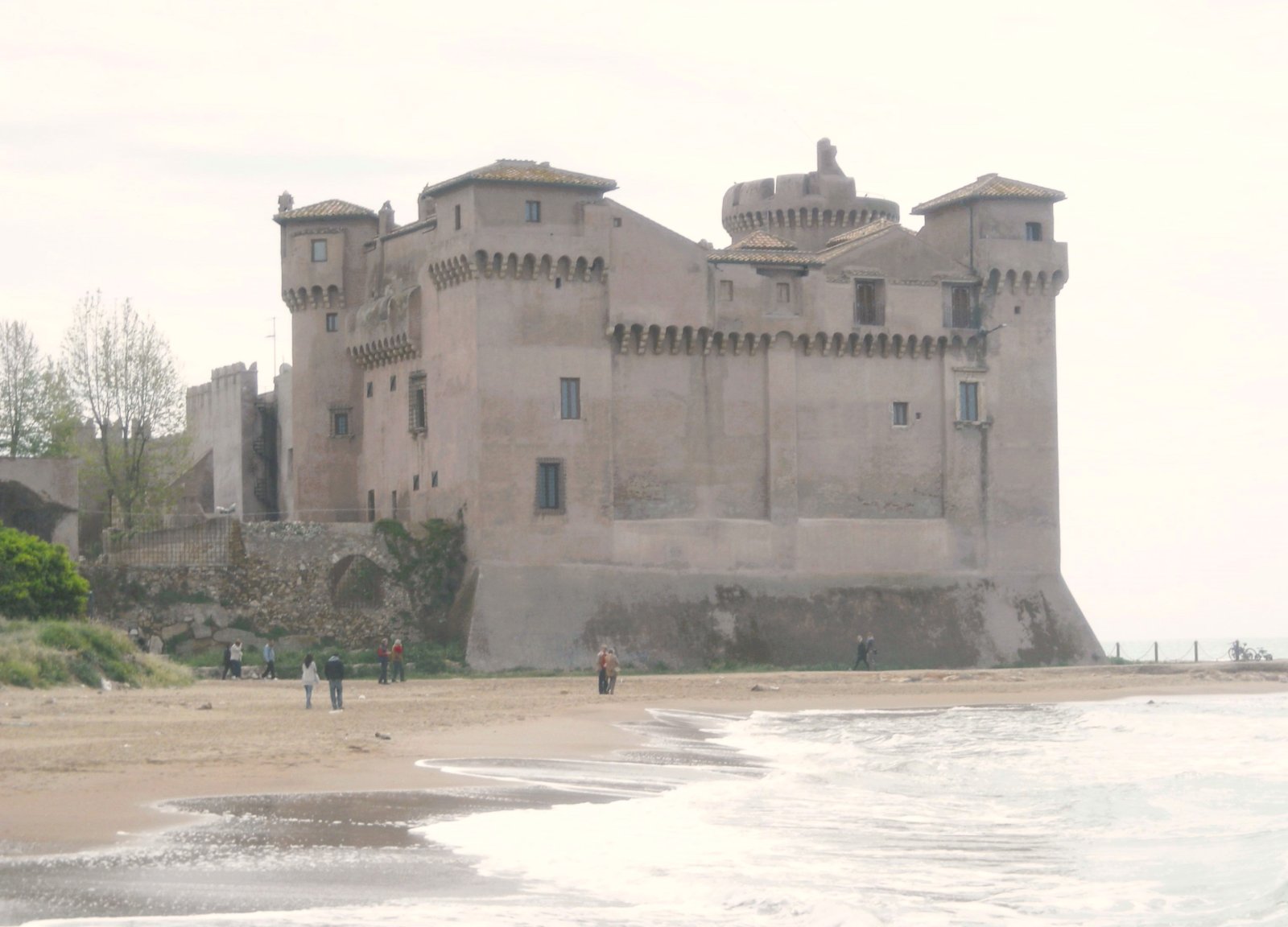 Dvorac Santa North - Santa Severa | Secret World Trip Planner