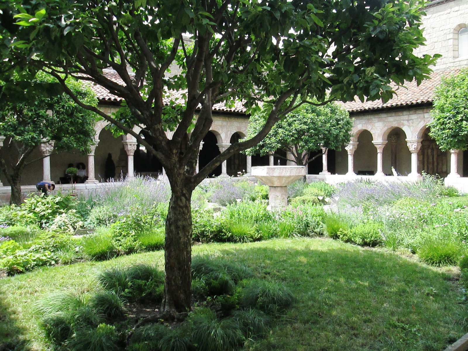 Manhattan y el Museo y Jardines de los Claustros - New York | Secret World Trip Planner