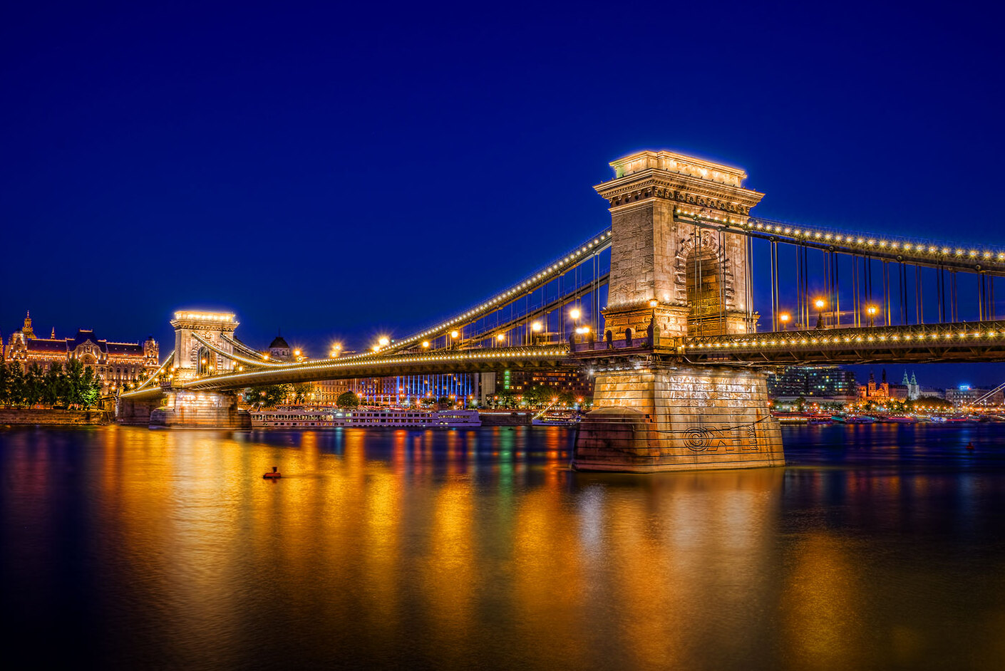 Most Széchenyi na Donavi - Budapest | Secret World Trip Planner