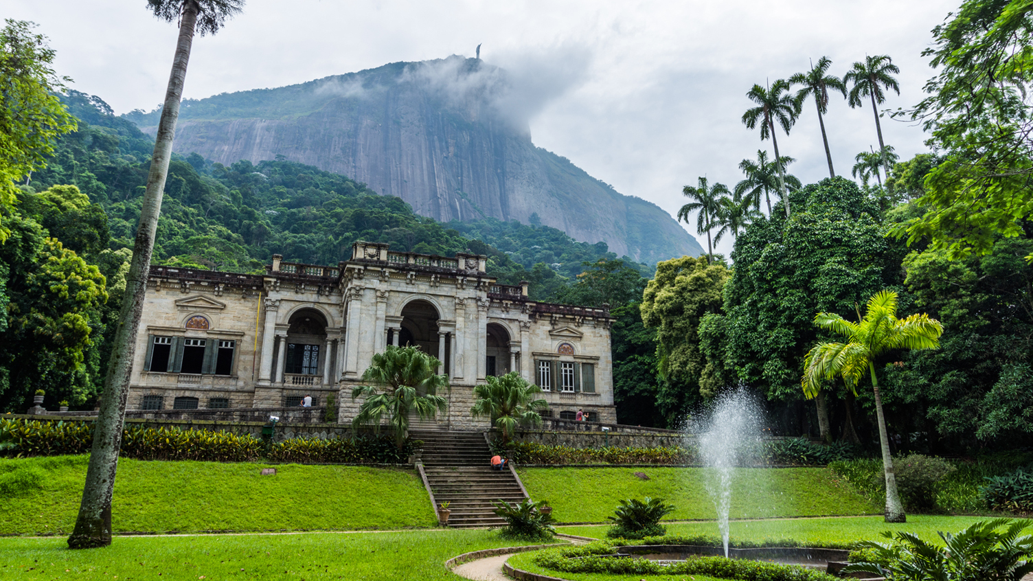 Parque Lage, un parque público en la ciudad de Río de Janeiro - Rio de Janeiro - RJ | Secret World Trip Planner