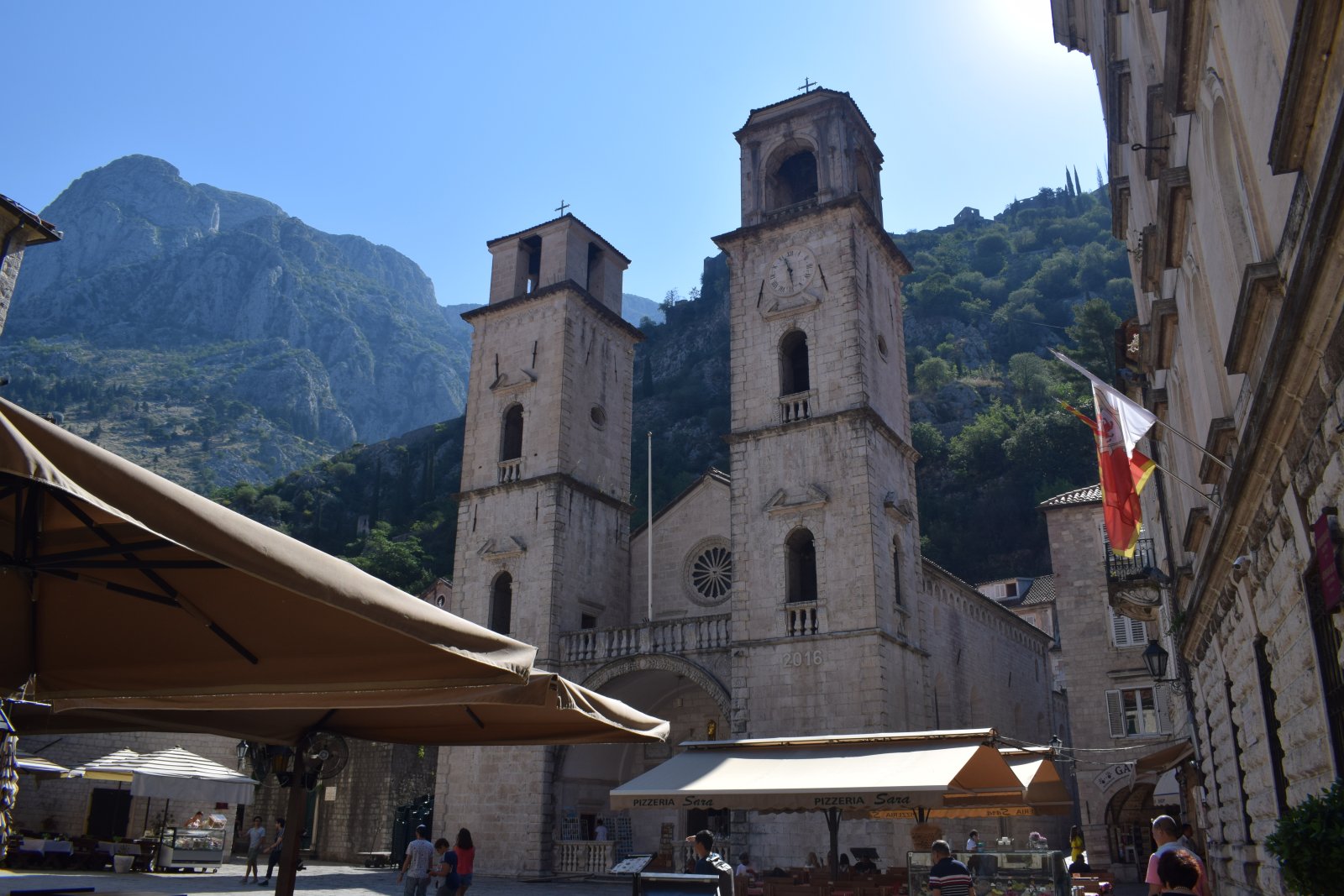 En una de las bahías más hermosas del mundo, Kotor - Kotor | Secret World Trip Planner