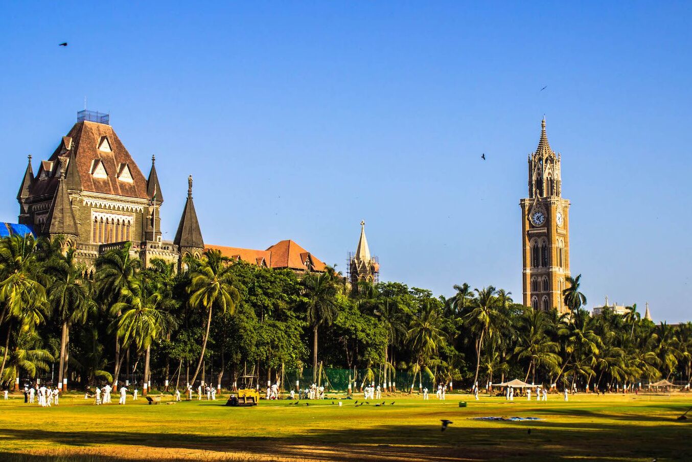 Bombay Hight Court is one of the oldest of India - Mumbai | Secret World Trip Planner