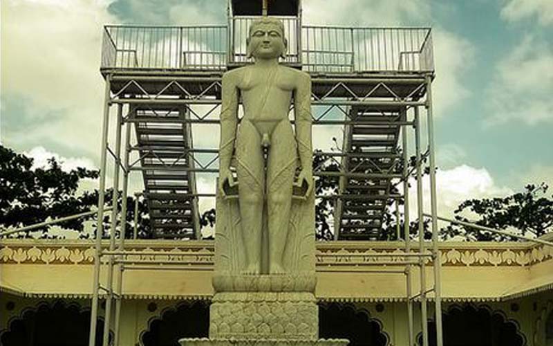Indore and the 21 feet statue of Gomateshwar - Indore | Secret World Trip Planner