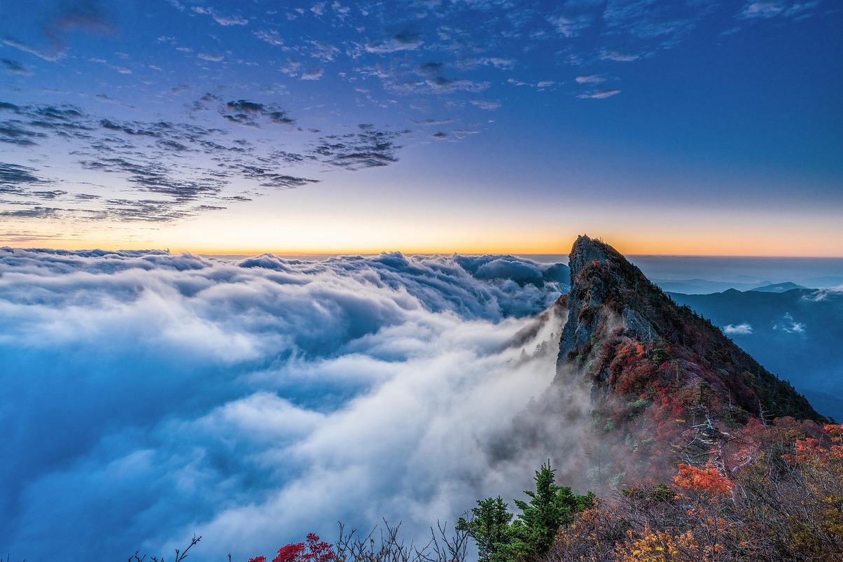 El Pico Mitre es el acantilado marino más alto del mundo - Mitre Peak | Secret World Trip Planner