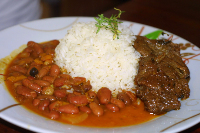 Le drapeau dominicain - La Romana | Secret World Trip Planner