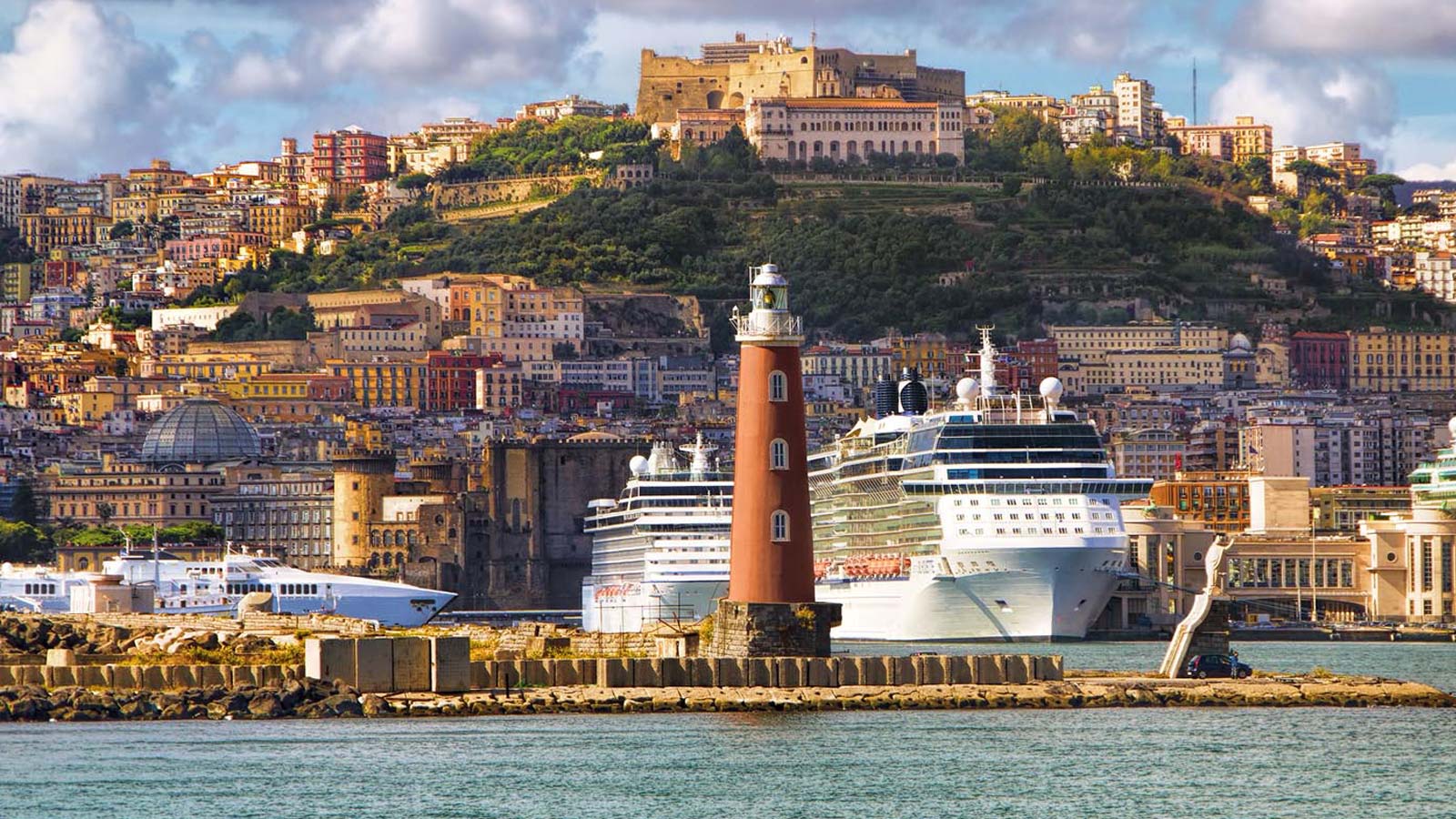 Castel Sant'Elmo y el Museo del Novecento - Napoli | Secret World Trip Planner