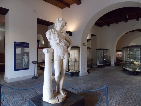 पुरातात्विक अध्ययन तथा शहर - Santa Maria Capua Vetere | Secret World Trip Planner