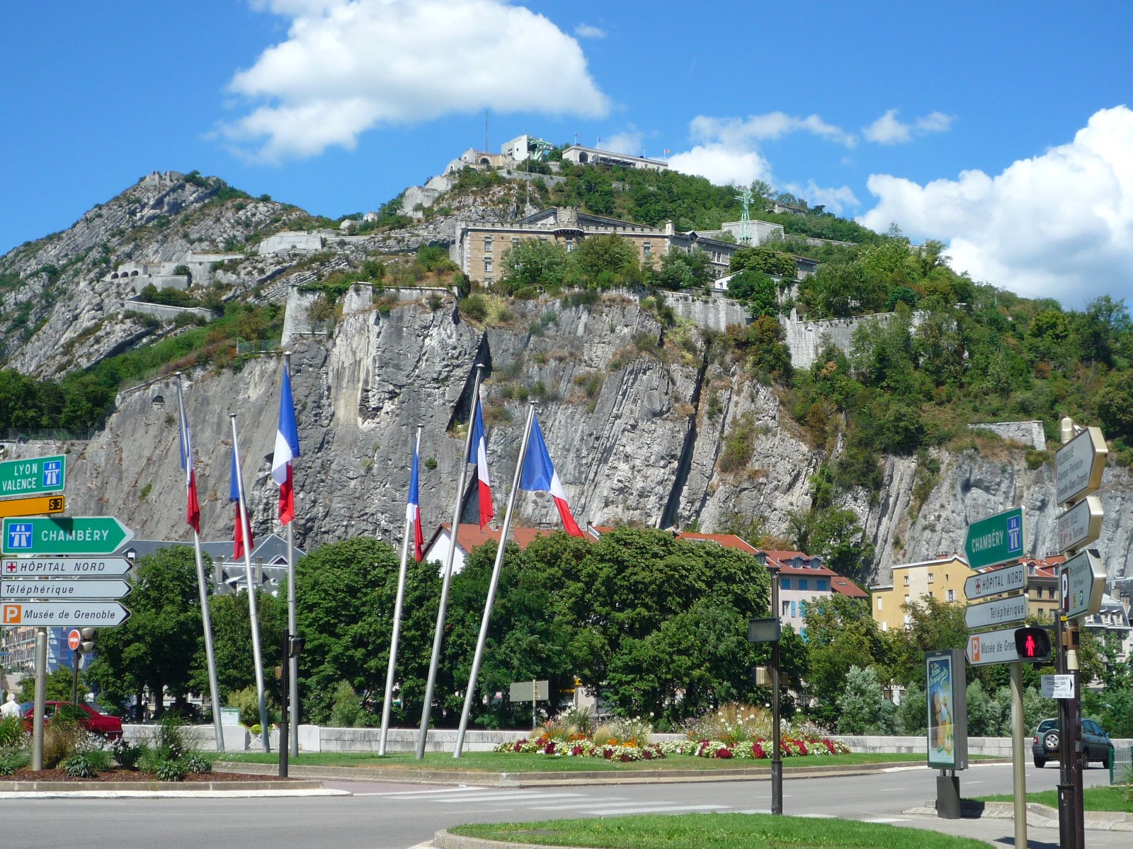 Grenoble, un importante centro científico europeo - Grenoble | Secret World Trip Planner
