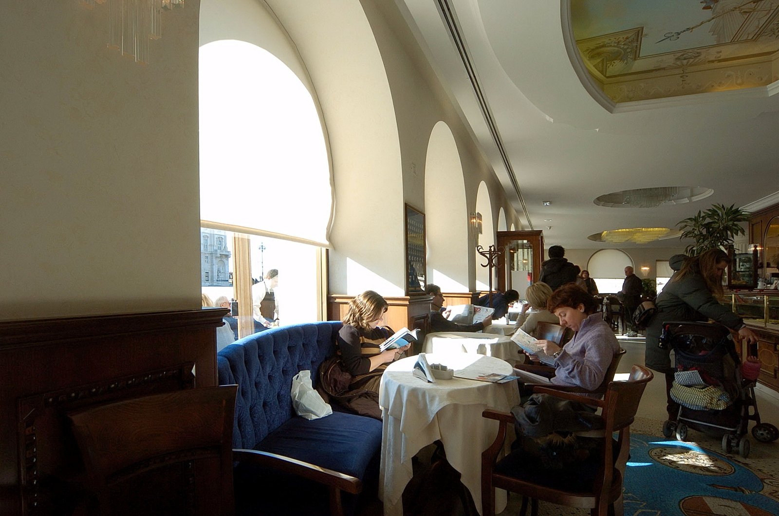 Trieste : berkafein degli Specchi, kopi paling terkenal di kota - Trieste | Secret World Trip Planner