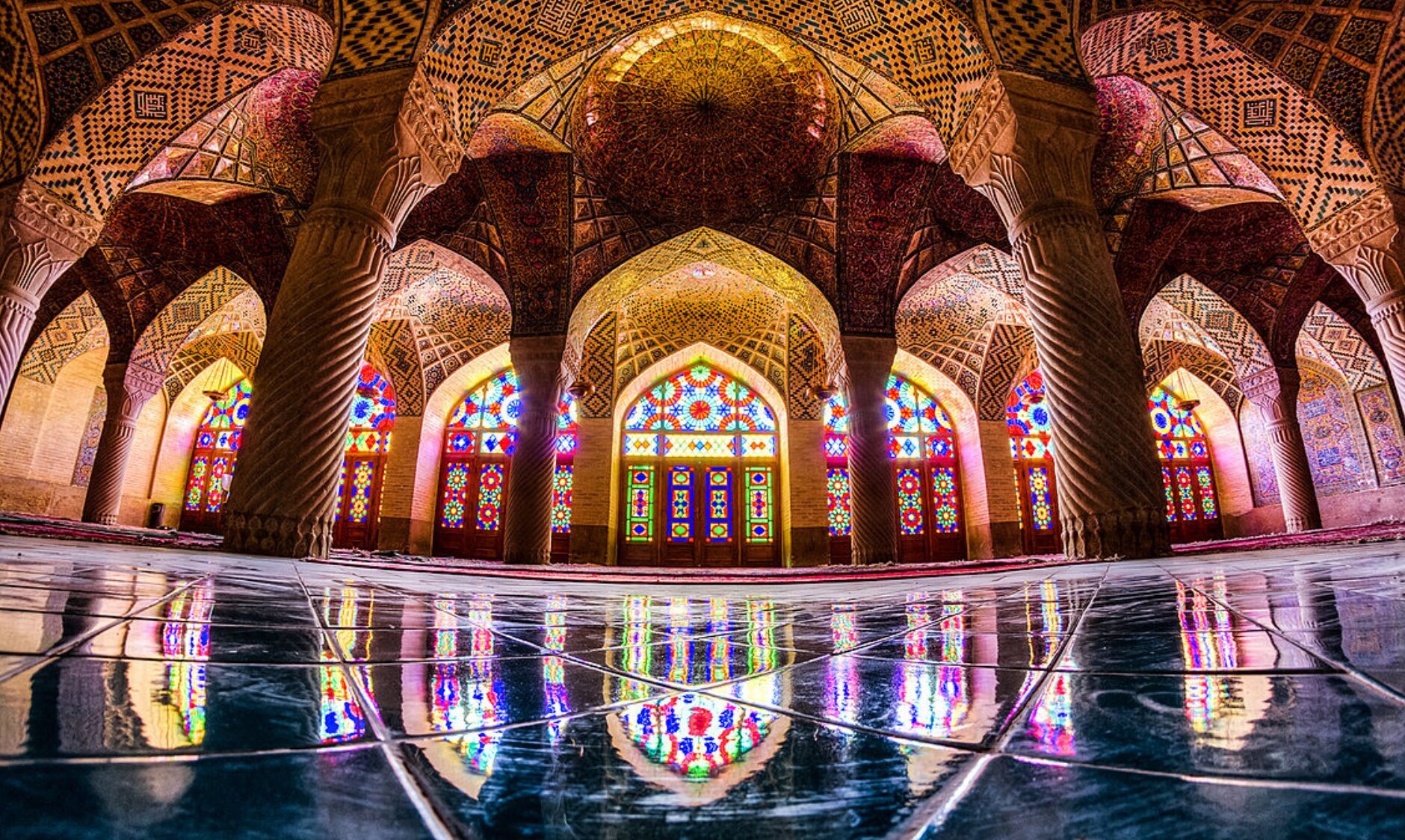Nasir al-Mulk Mosque in Shiraz — Shiraz