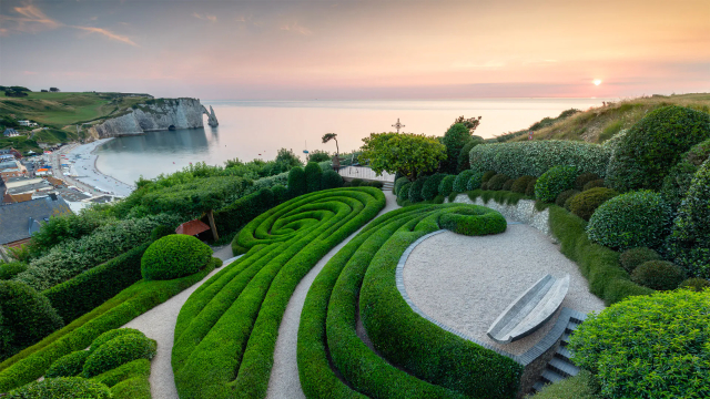 Los jardines de Étretat - Étretat | Secret World Trip Planner