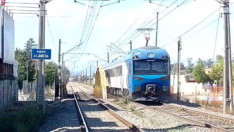 ລົດຊາດຂອງຮ່ອມພູ, ປະເທດຊິລີ - Santiago | Secret World Trip Planner