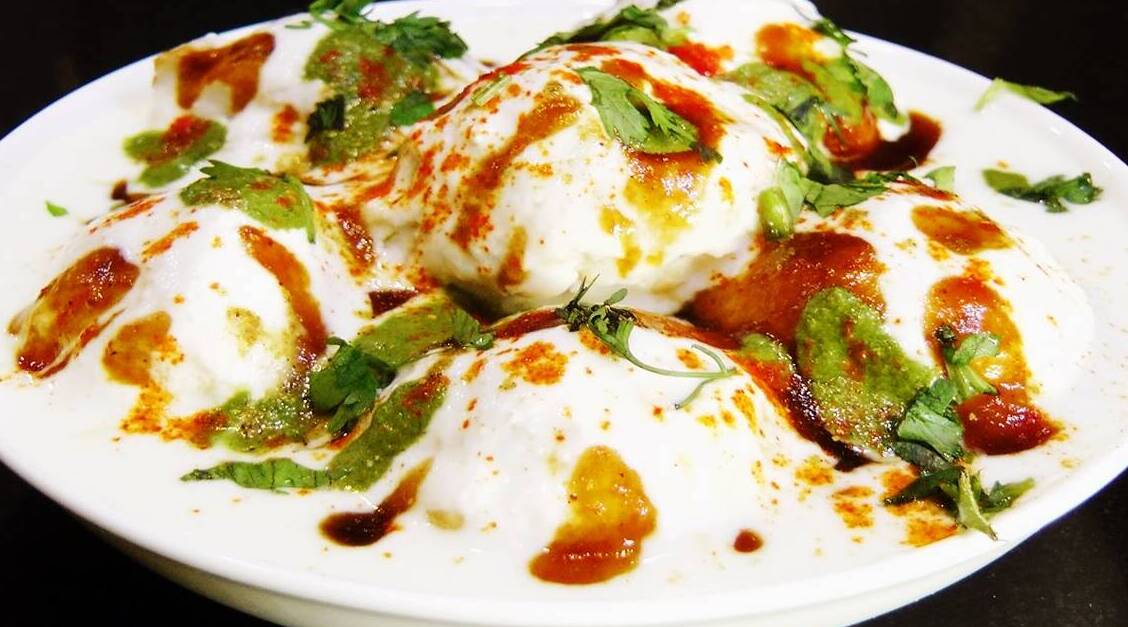 The legendary Dahi Vada or Dahi Bada - Indore | Secret World Trip Planner