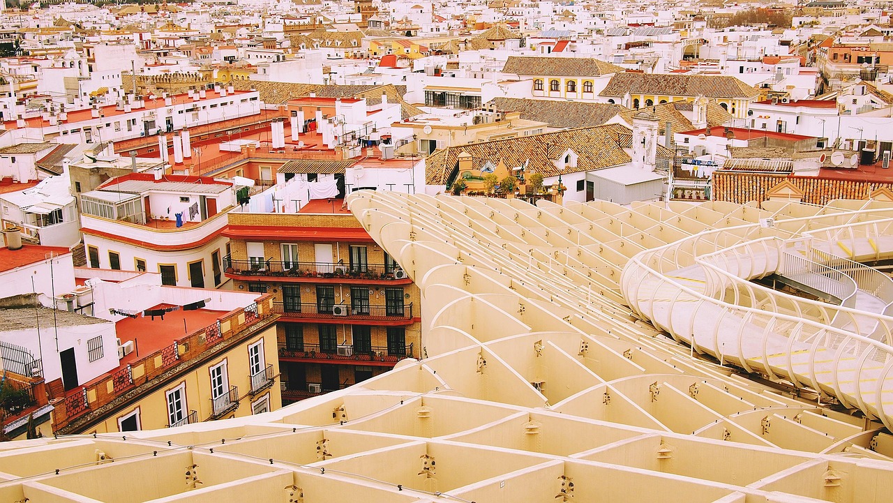 Metropol Parasol, a maior estrutura de madeira do mundo - Sevilla | Secret World Trip Planner