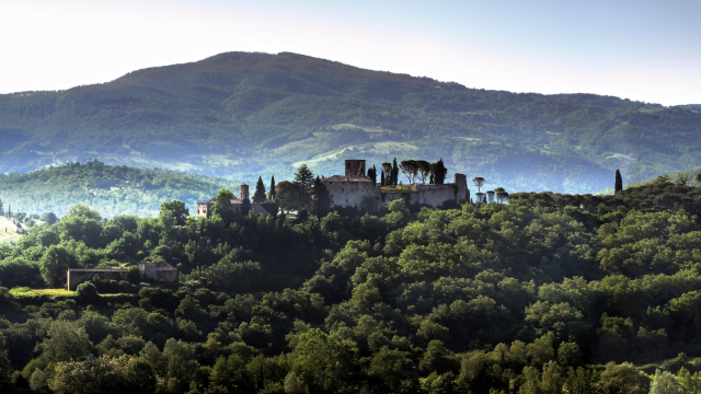 Kastilyo ng Reschio - Tabaccaia di Reschio | Secret World Trip Planner