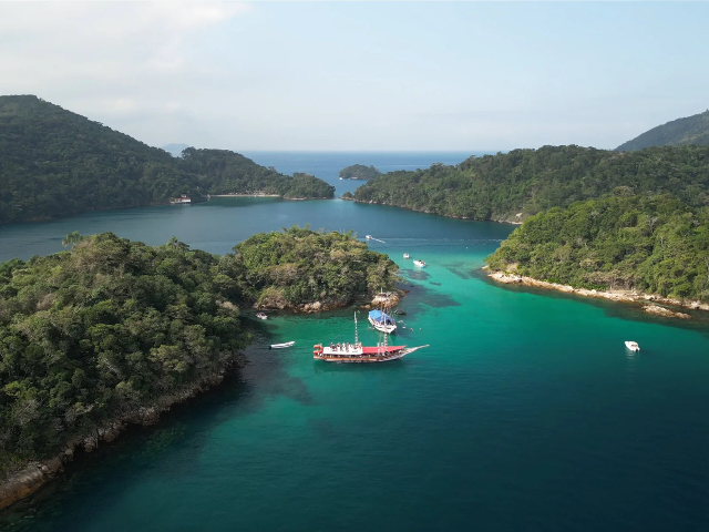Laguna Azul - Lagoa Azul | Secret World Trip Planner