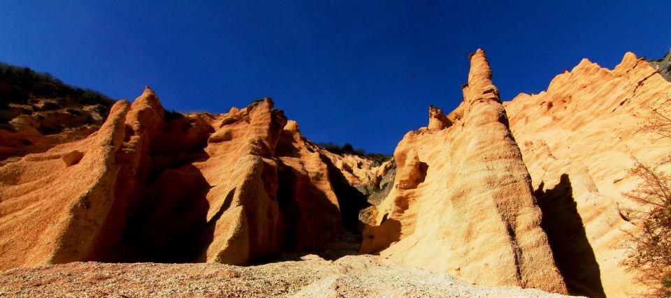 Crvene oštrice Fiastre - Trebbio | Secret World Trip Planner