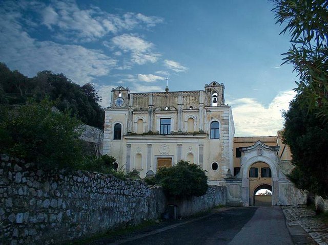 Santuari de Montagna Spaccata - Gaeta | Secret World Trip Planner