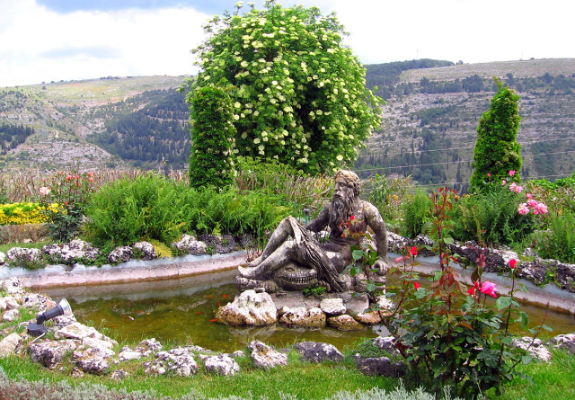 باغ ایبلان - Ragusa | Secret World Trip Planner