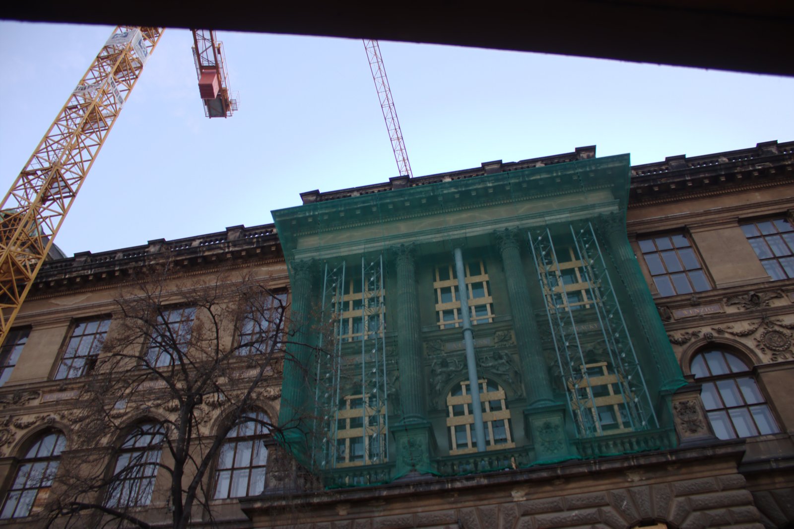 Národní Muzeum (National Museum) - Nové M?sto | Secret World Trip Planner