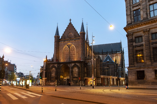 eaglais nua - Amsterdam | Secret World Trip Planner