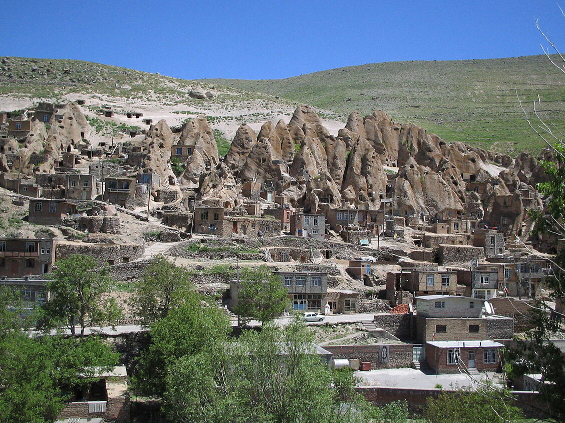 Kandovan, 700-year-old rock-carved houses — Kandovan