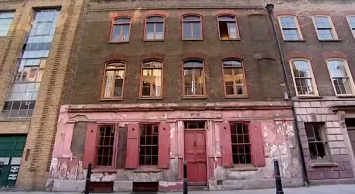 La calle Princelet es popular por las localizaciones de las películas - Princelet St | Secret World Trip Planner