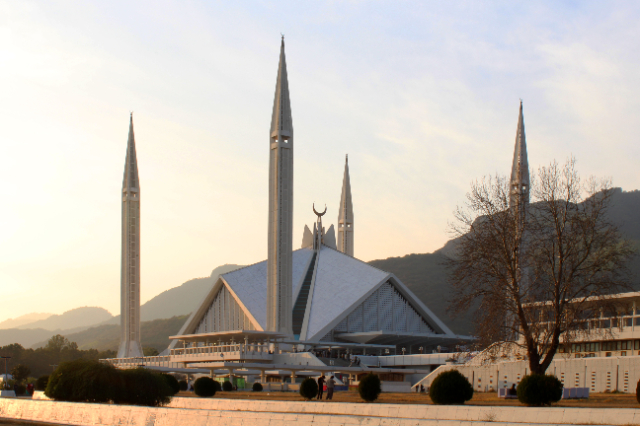 Mezquita Shah Faisal - Islamabad | Secret World Trip Planner