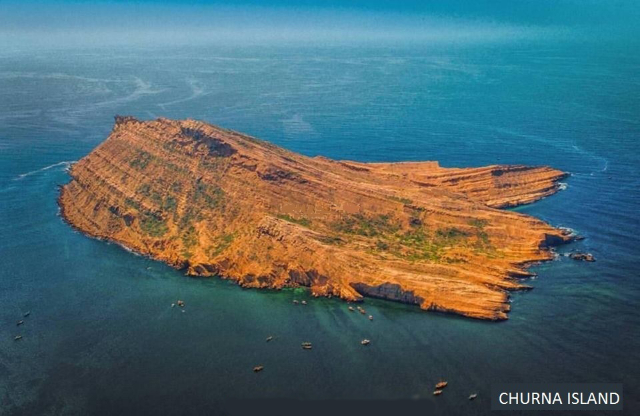 L'&icirc;le de Churna : Le joyau cach&eacute; de la plong&eacute;e au Pakistan - Charna Island | Secret World Trip Planner
